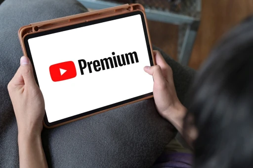 Pilih Mana? YouTube Premium atau Cukup dengan Ad-Blocker?